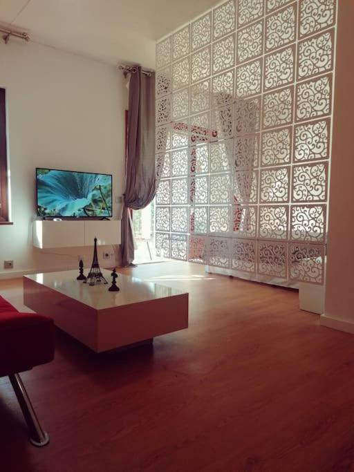 شقة Studio Paris إِستيبونا المظهر الخارجي الصورة